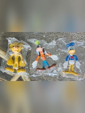 Walt Disney Resort Classic Series Bendable 4" Figure Mini Mickey Duck Goofy